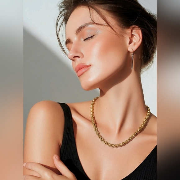 Vintage Nina Ricci 22K Gold Plated Chain Necklace 17 in